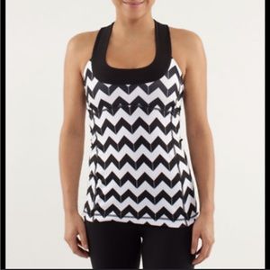 Lululemon Scoop Neck